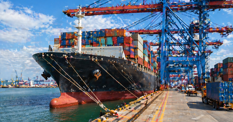 Transporte internacional de mercancías y operaciones portuarias